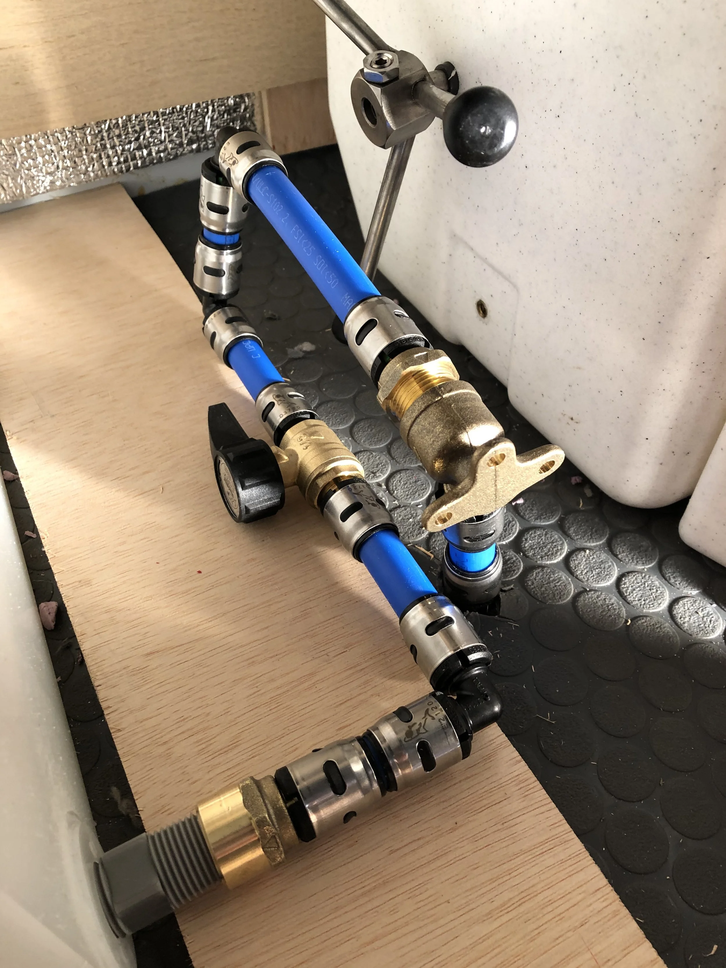 Plumbing - Photo 30